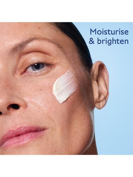Caudalie Vinoperfect Dark Spot Niacinamide Moisturiser, 50ml - view 2, 