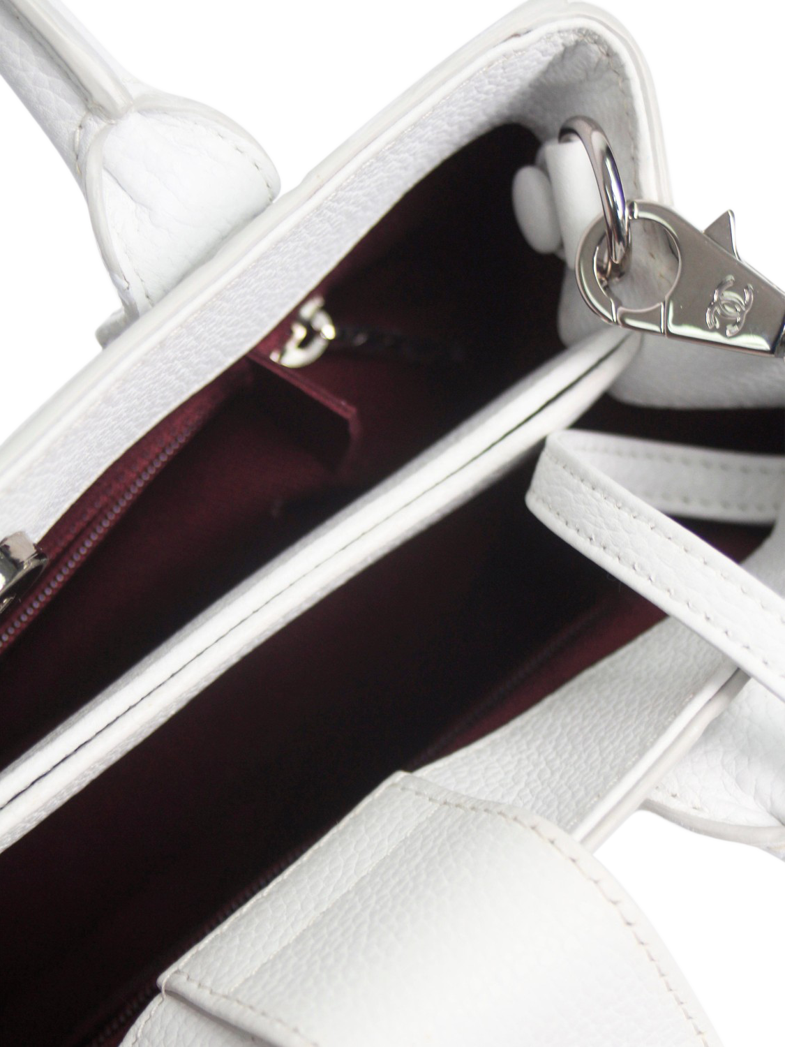 Product image 7 of 9, which shows Pre-loved CHANEL 2017 Neo Executive 2Way Caviar Leather Grab Bag, White