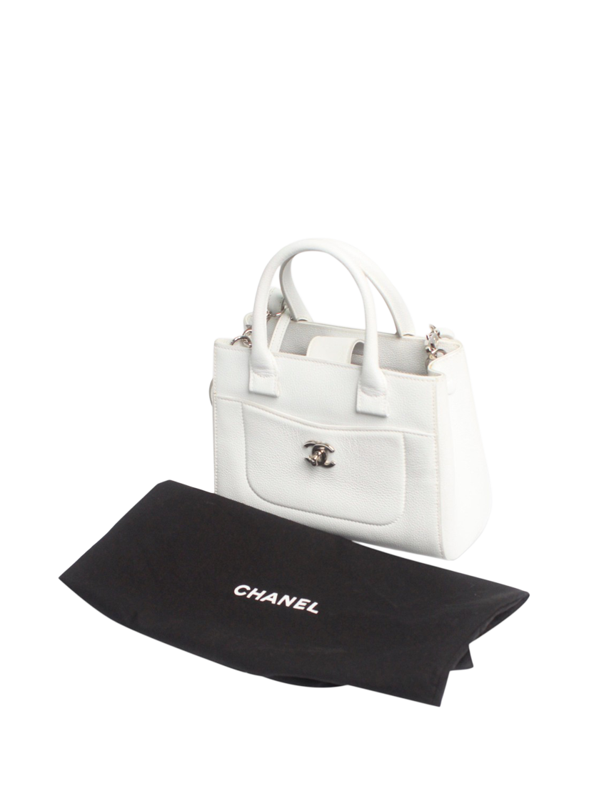 Product image 8 of 9, which shows Pre-loved CHANEL 2017 Neo Executive 2Way Caviar Leather Grab Bag, White