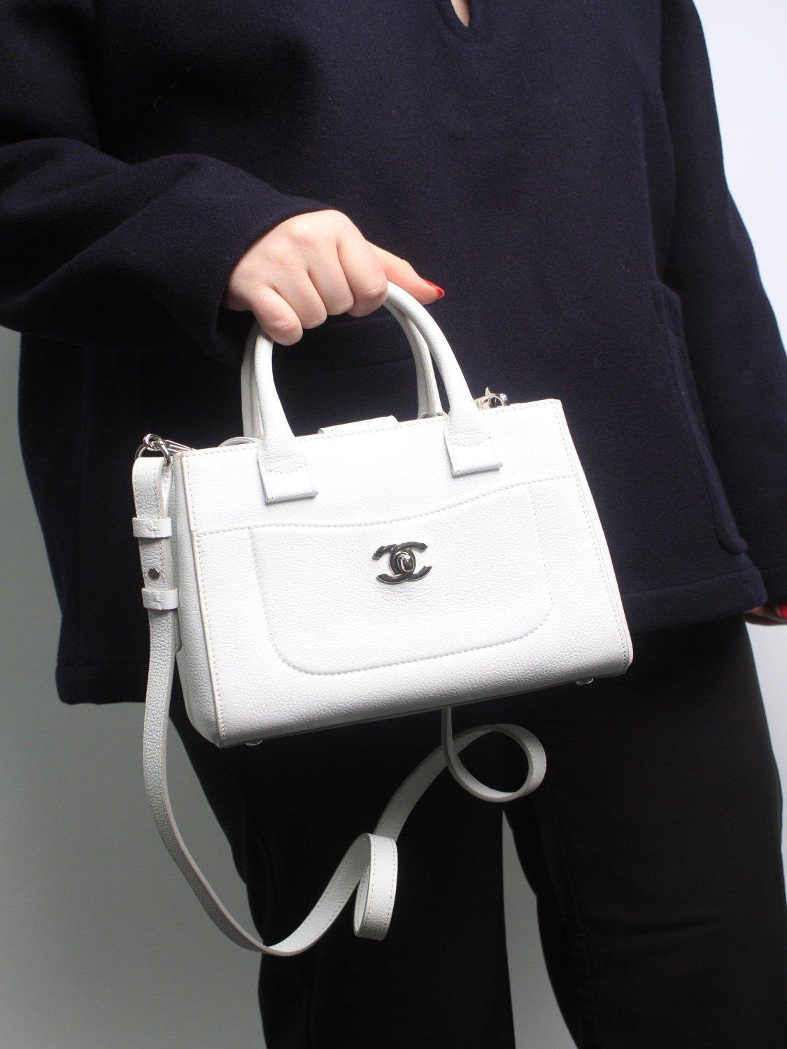 Product image 9 of 9, which shows Pre-loved CHANEL 2017 Neo Executive 2Way Caviar Leather Grab Bag, White