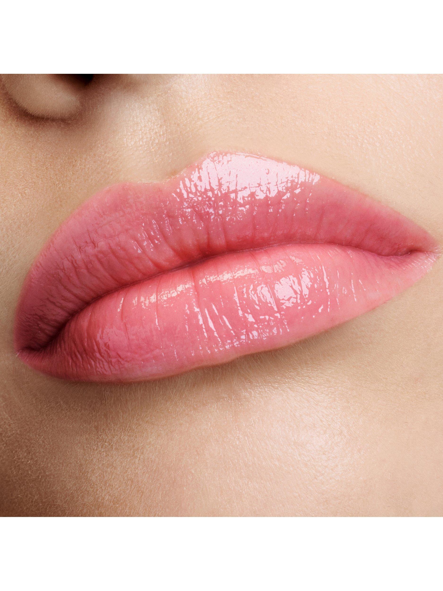 Product image 4 of 6, which shows TOM FORD Soleil Lip Balm, 01 Rendezvous