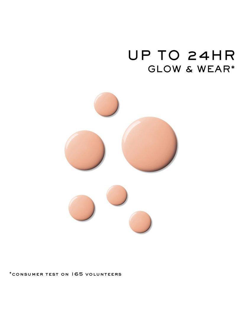 Product image 2 of 9, which shows Lancôme Skin Idôle 3 Serum Supertint Foundation, 22C