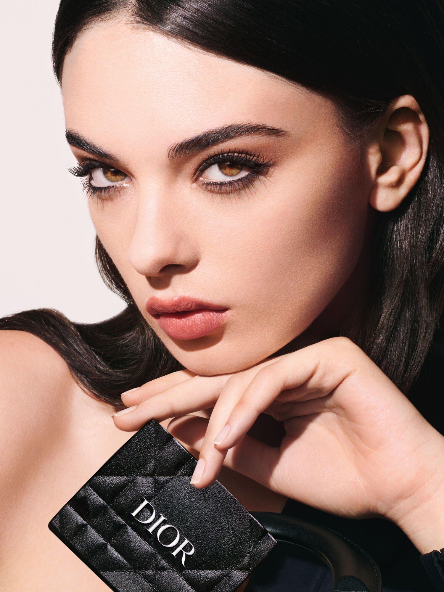 Product image 4 of 4, which shows DIOR Diorshow 5 Couleurs Couture Eyeshadow Palette Limited Edition, 557