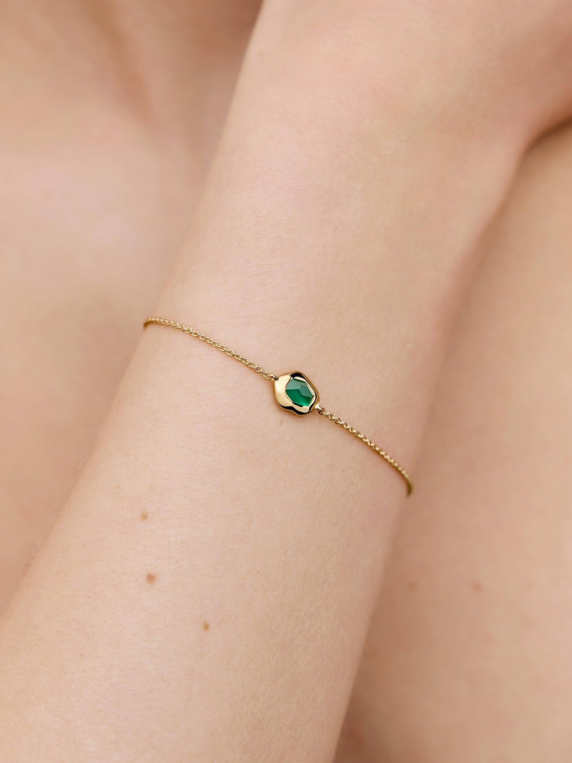 Product image 2 of 5, which shows Monica Vinader Odyssey Gemstone Bracelet, Green Onyx/Gold