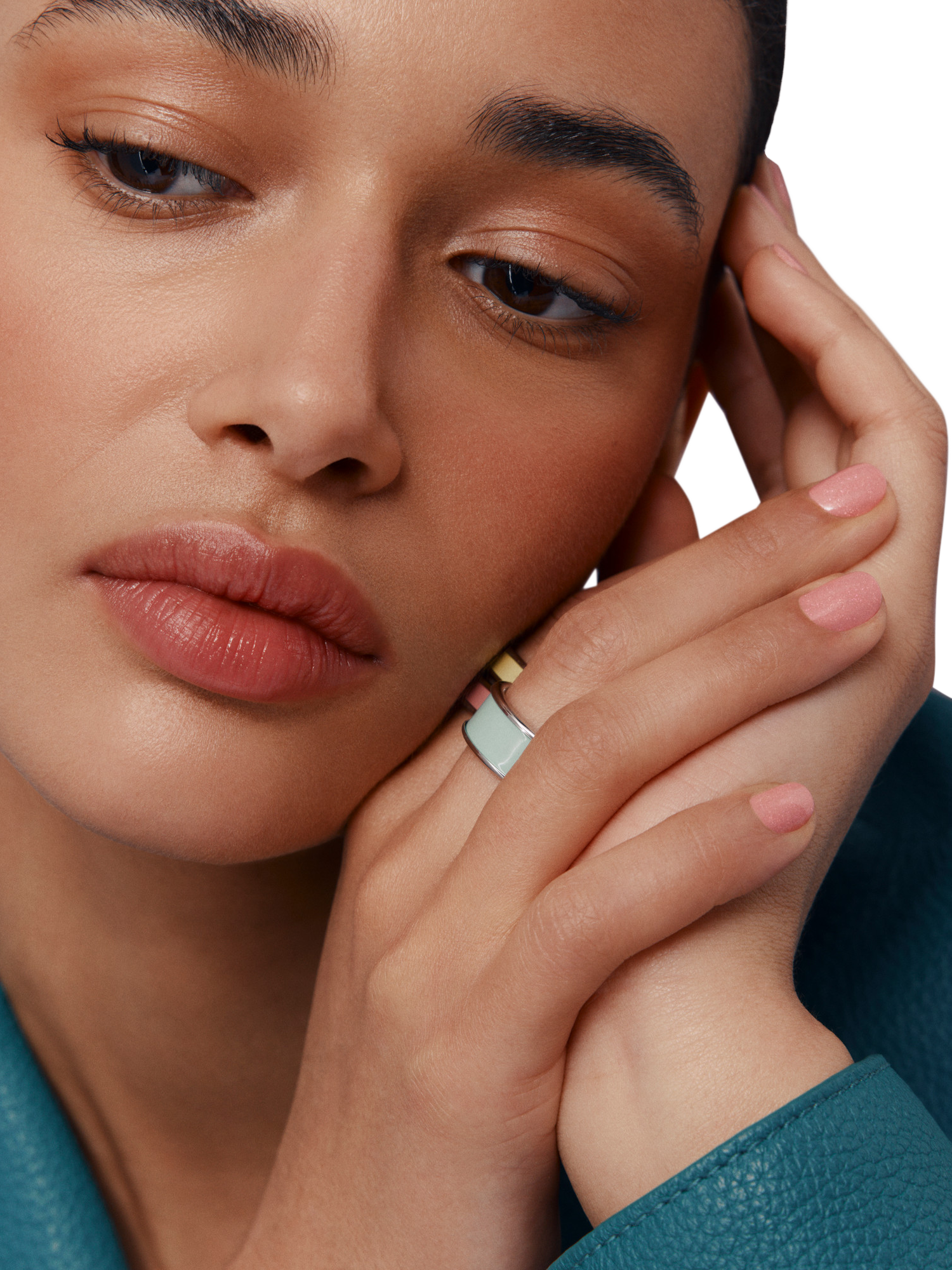 Product image 6 of 6, which shows Hermès Les Mains Hermès Nail Polish Limited Edition, 04 Rose Papillon