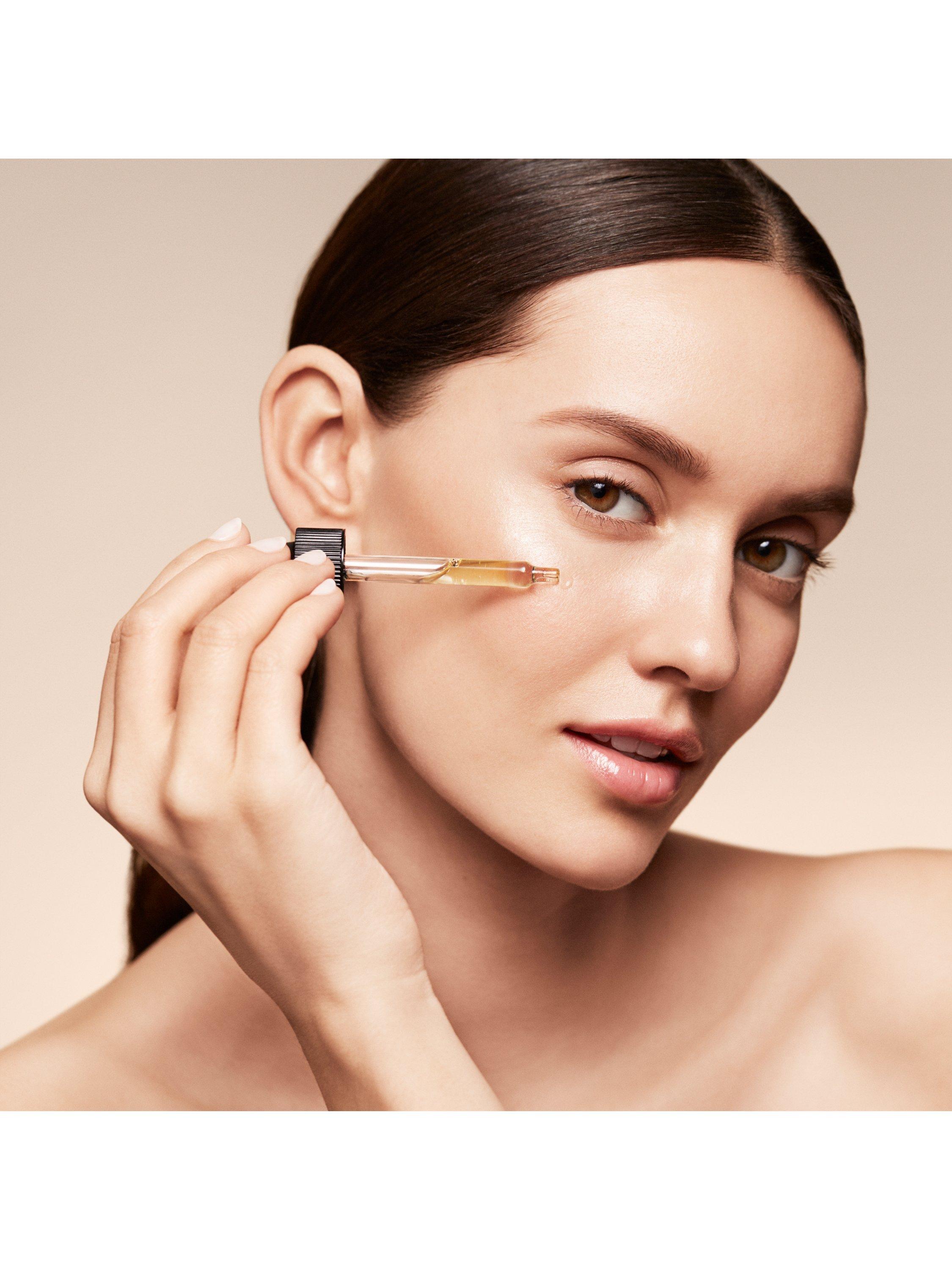 Product image 3 of 3, which shows Bobbi Brown Skin Clarifier, 14ml