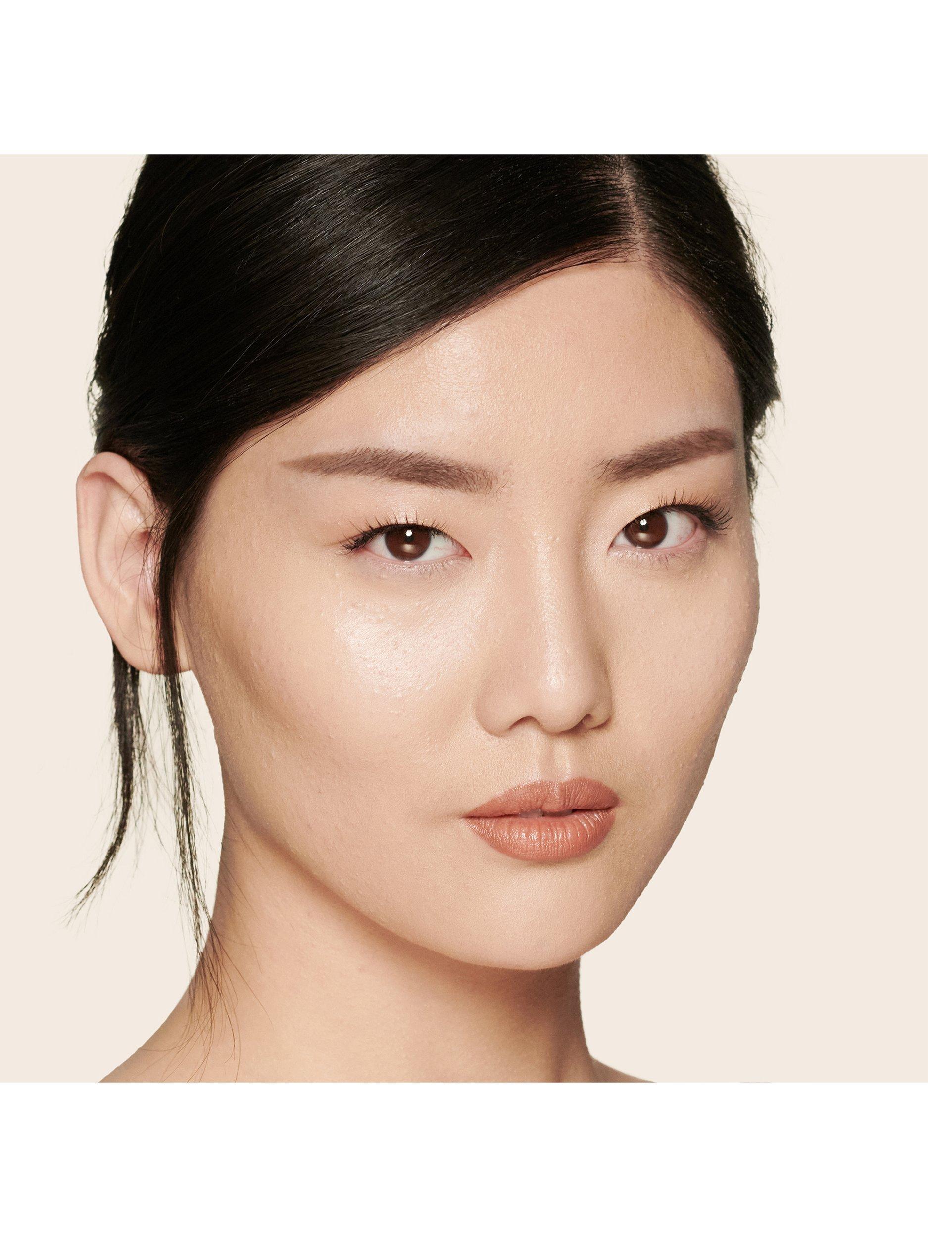 Product image 2 of 5, which shows Charlotte Tilbury Beautiful Skin Radiant Concealer, 2.5 Fair