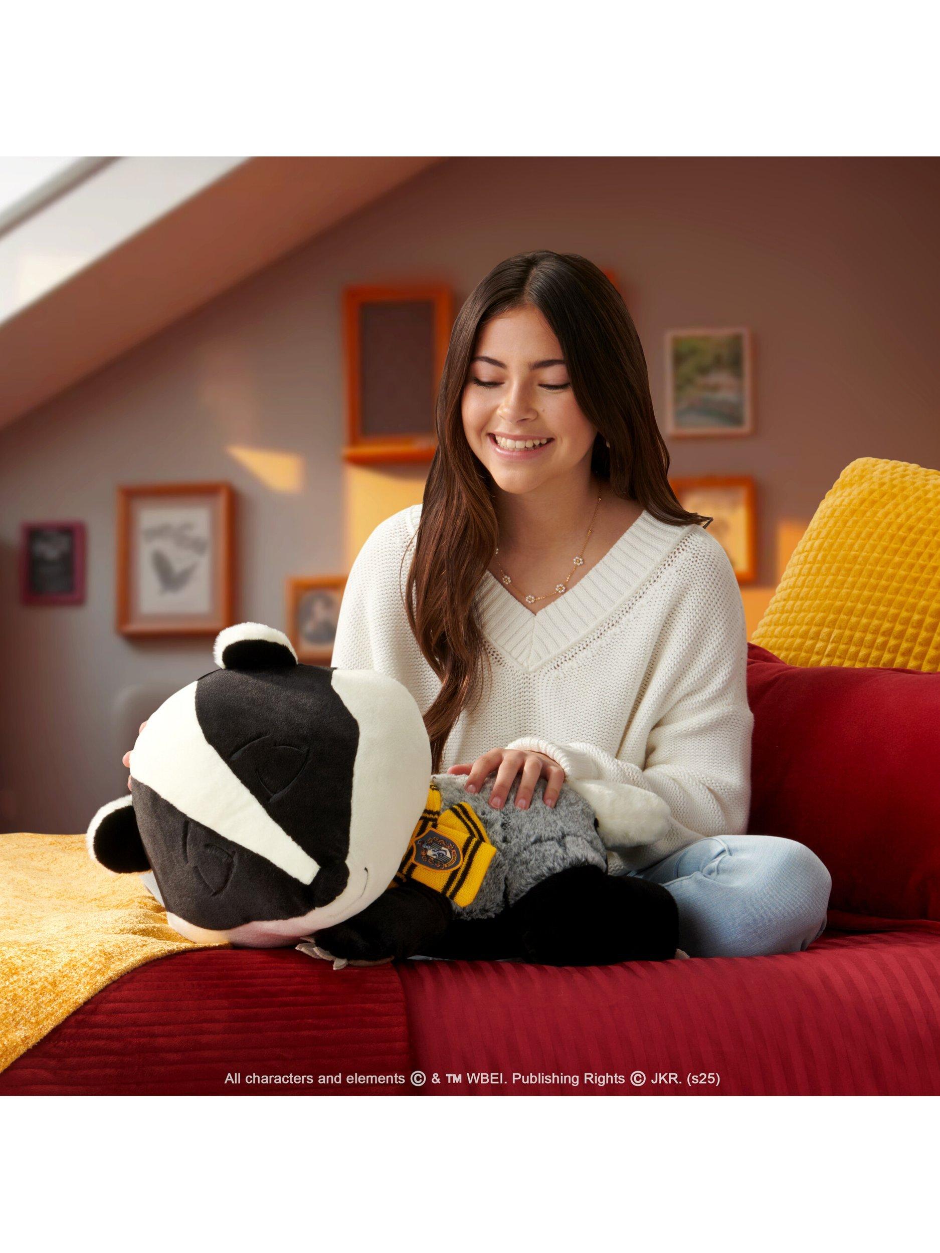 Squishmallows Harry Potter Sleeping Hufflepuff Badger 18