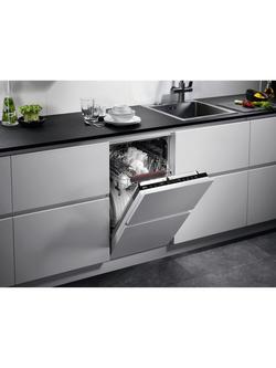 AEG FSB73427Z Fully Integrated Dishwasher - view 2, White