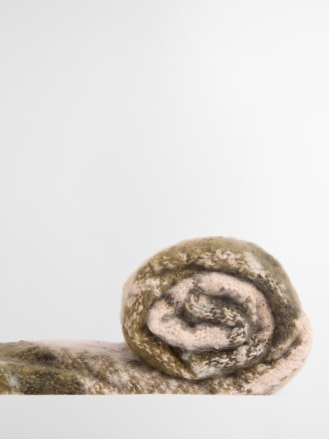 Product image 10 of 10, which shows Barbour Saltburn Beanie & Scarf Gift Set