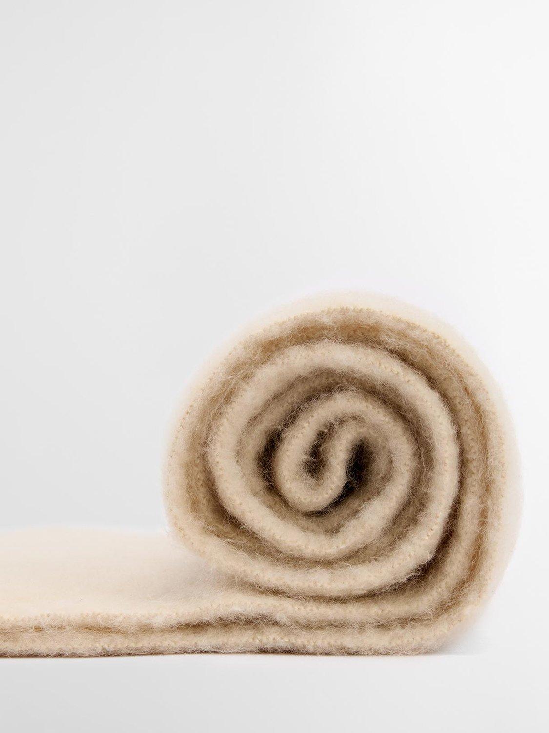 Product image 5 of 6, which shows Barbour Ellison Scarf, Cream