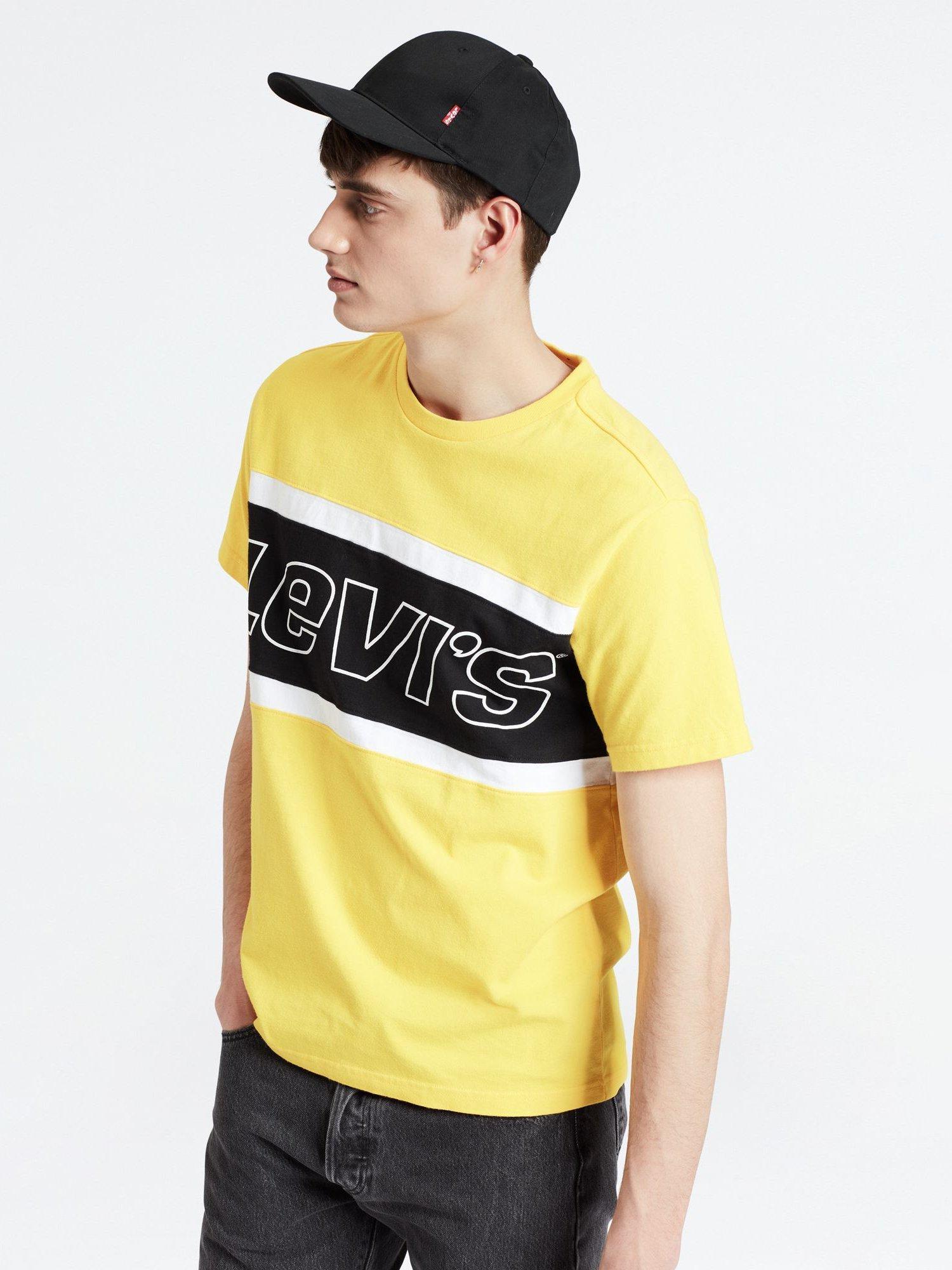 Product image 4 of 4, which shows Levi's Red Tab Baseball Cap, Black