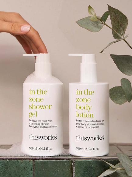 This Works In The Zone Shower Gel, 300ml - view 2, 