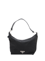 Black Shoulder