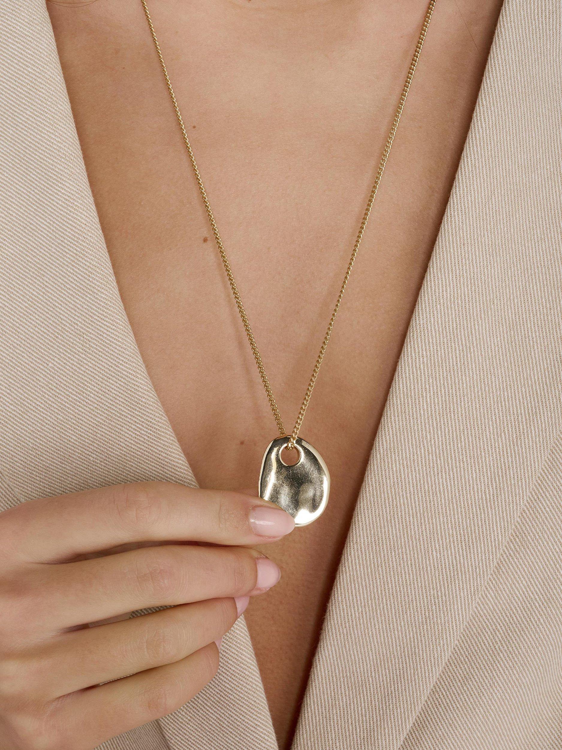 Product image 4 of 4, which shows Tutti Reversible Pebble Pendant Necklace, Gold