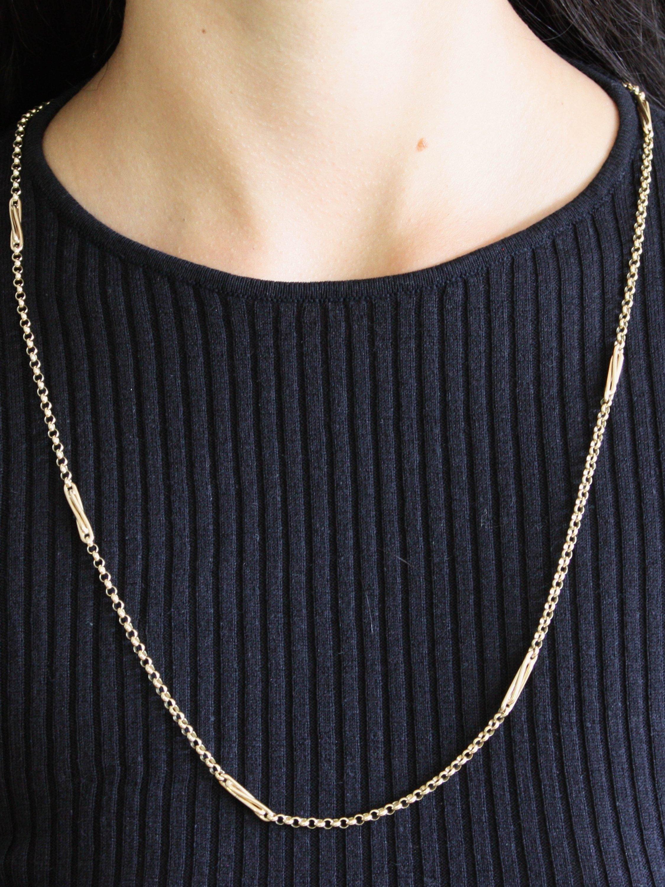 Product image 4 of 4, which shows Pre-loved 9ct Yellow Gold Round Long Link Chain, Circa 1993