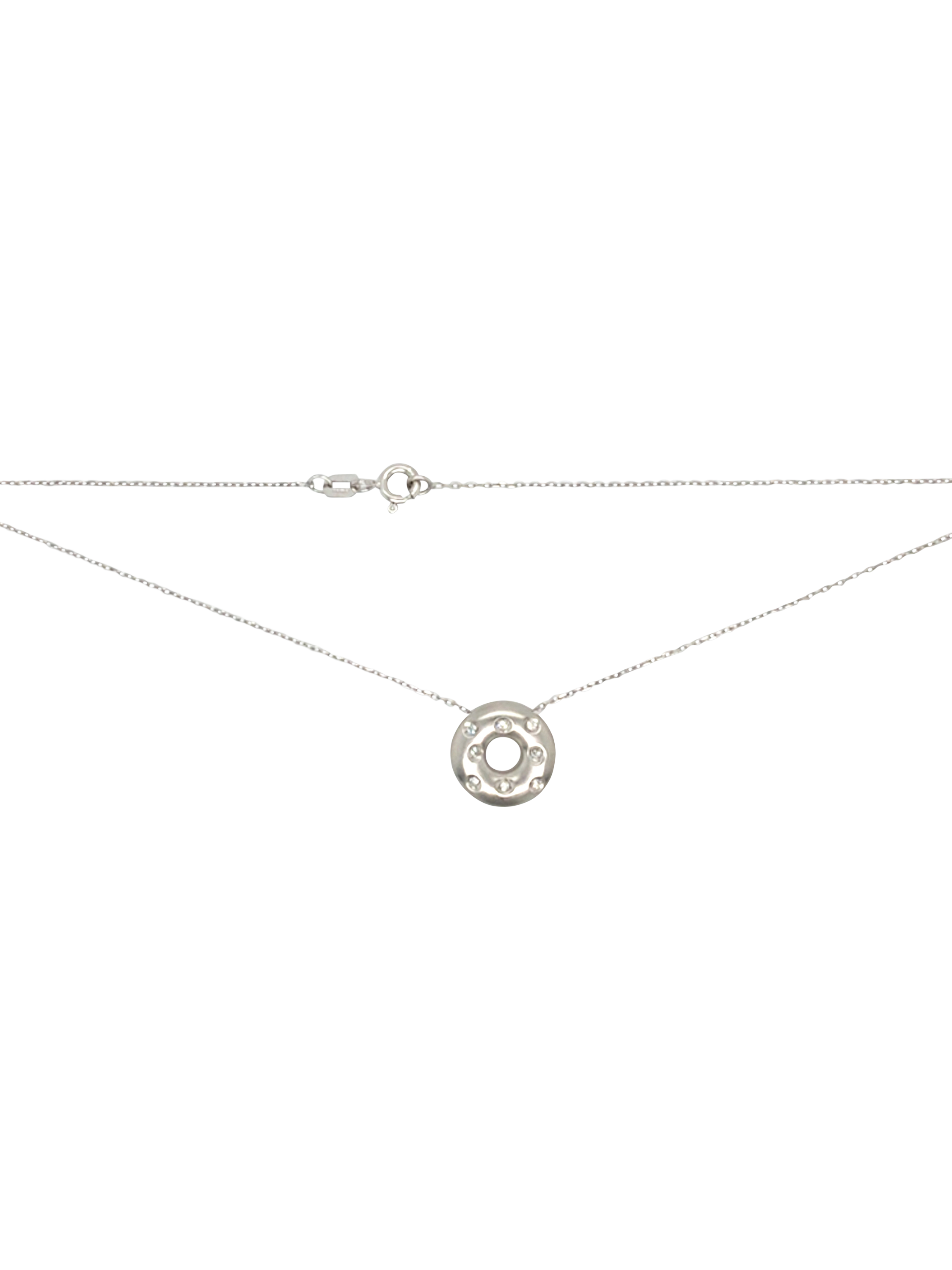 Product image 2 of 5, which shows Pre-loved 18ct White Gold 8-Stone Diamond Doughnut Pendant