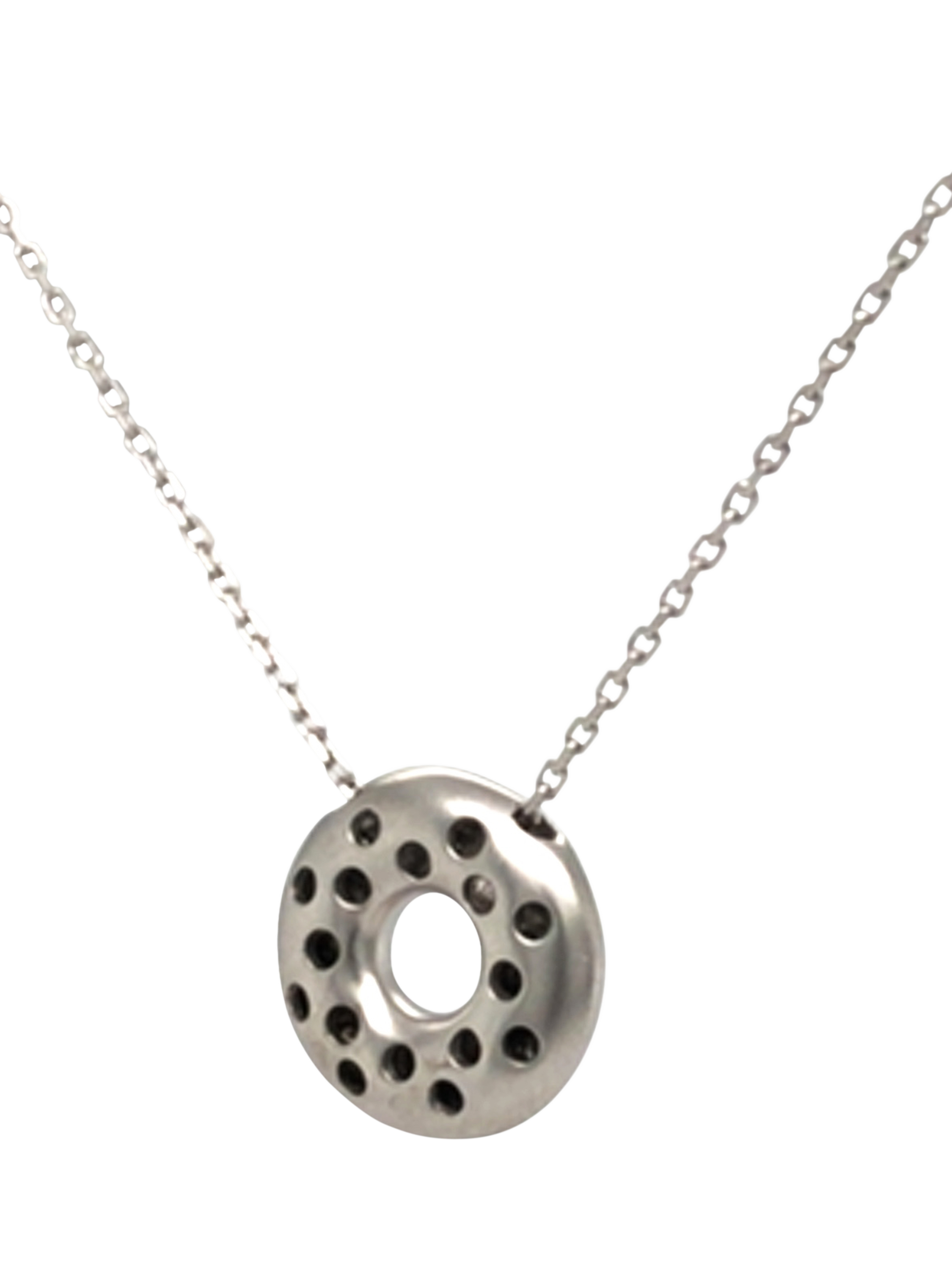 Product image 4 of 5, which shows Pre-loved 18ct White Gold 8-Stone Diamond Doughnut Pendant