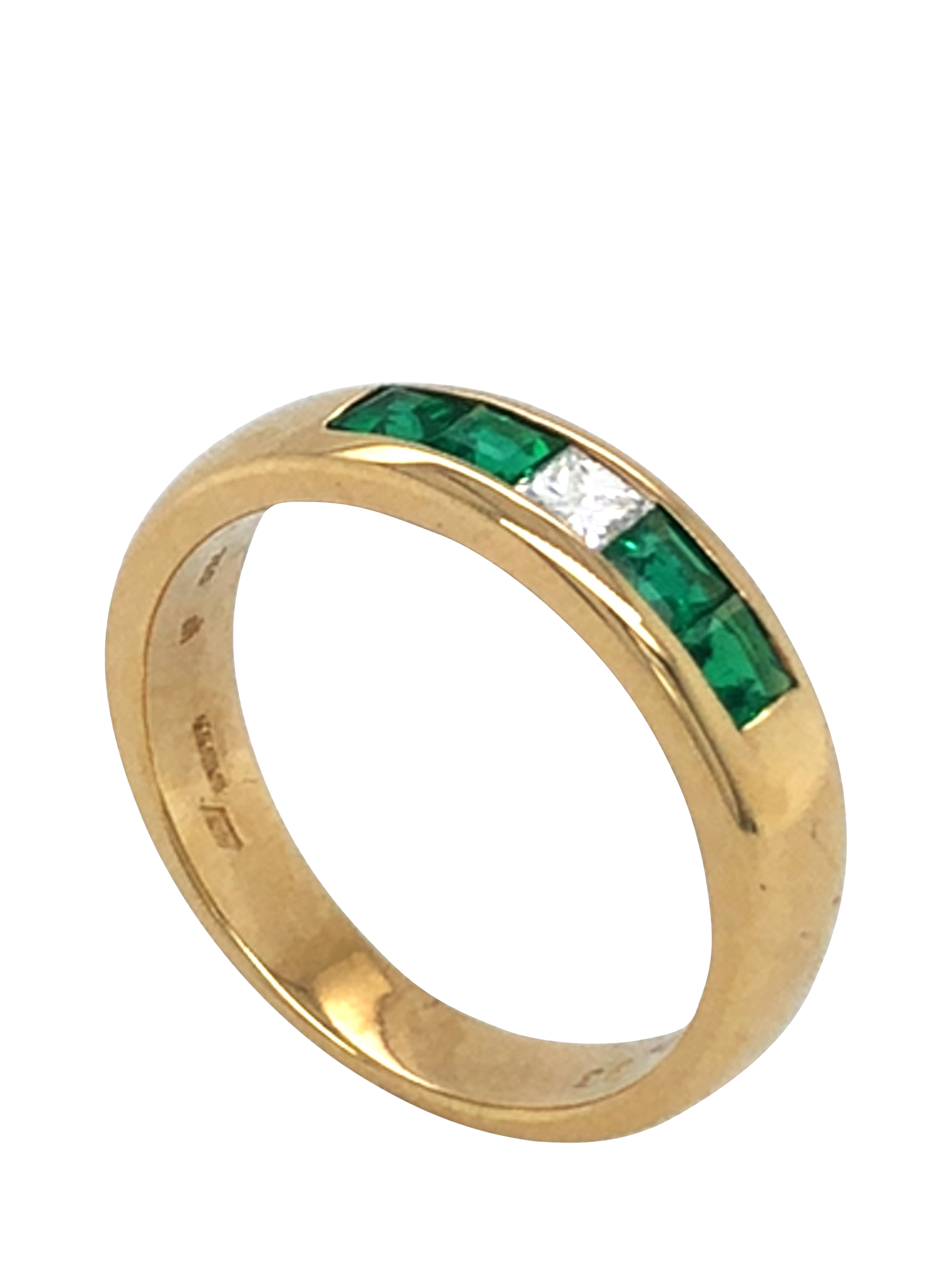 Product image 3 of 5, which shows Pre-loved 18ct Yellow Gold Square Emerald Single Stone Princess Diamond Ring