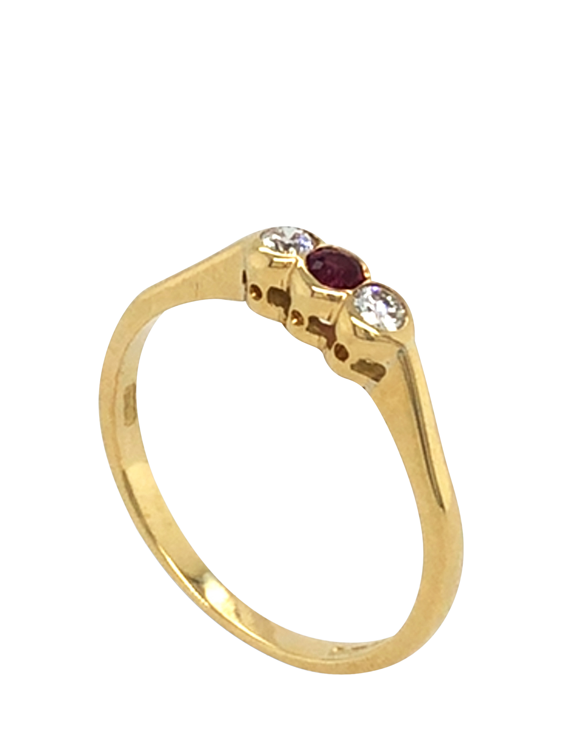Product image 3 of 5, which shows Pre-loved 18ct Yellow Gold 3-Stone Diamond and Ruby Ring
