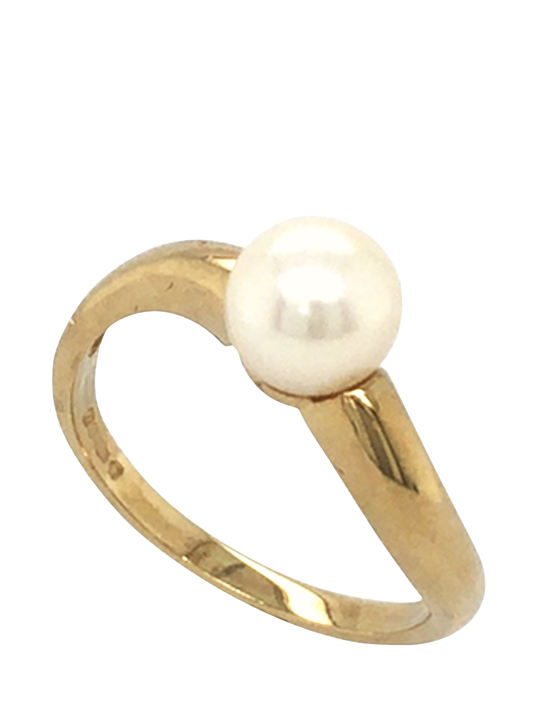 Product image 2 of 4, which shows Pre-loved 9ct Yellow Gold Single Stone Cultured Pearl Ring, Date Circa 1993