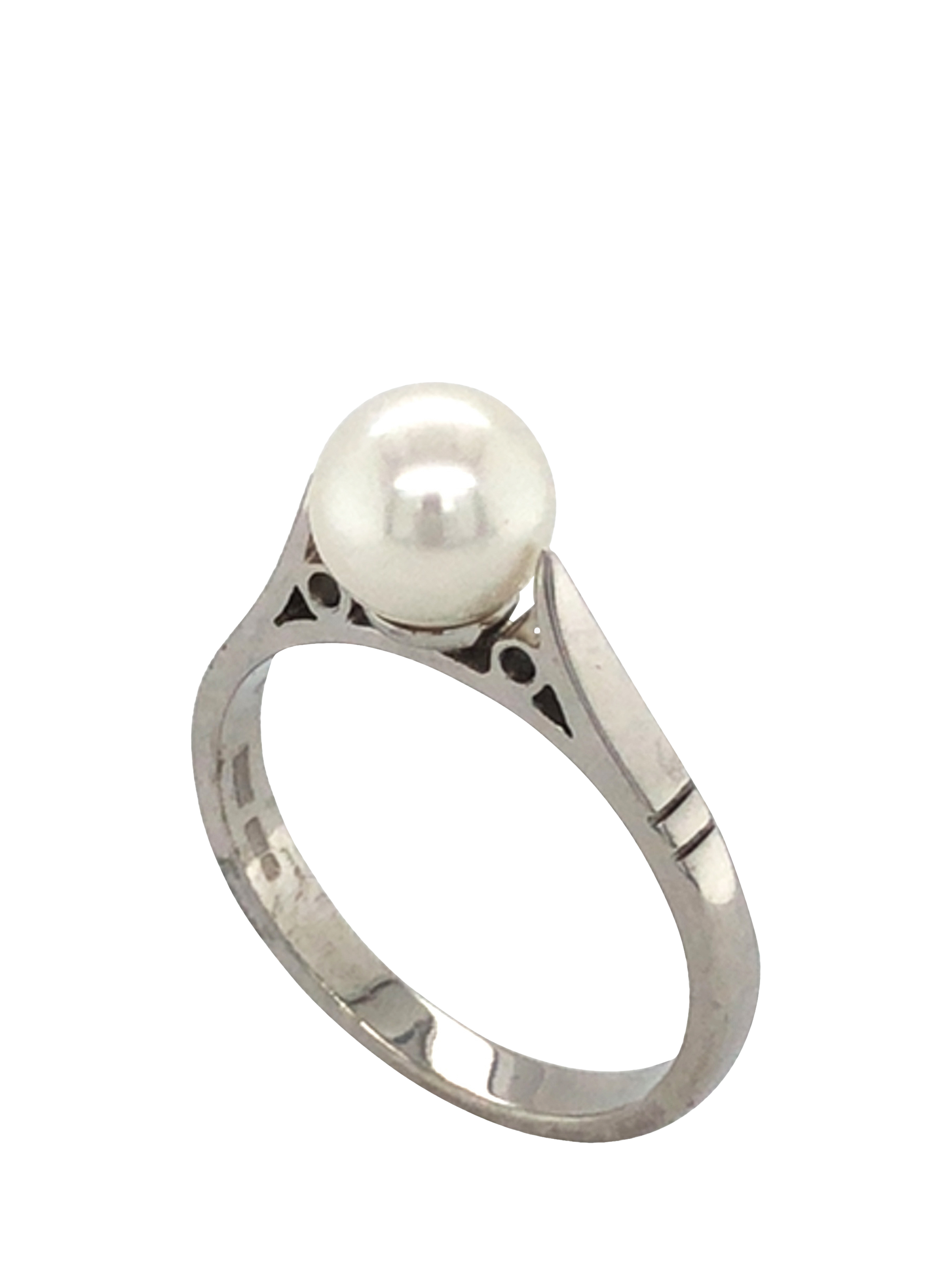 Product image 1 of 4, which shows Pre-loved 9ct White Gold Single Stone Cultured Pearl Ring