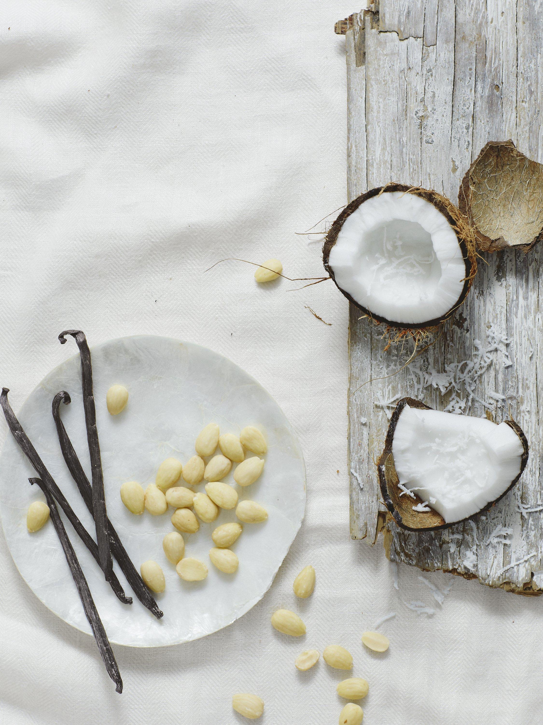 Product image 3 of 3, which shows The White Company Seychelles Indulgence Gift Set