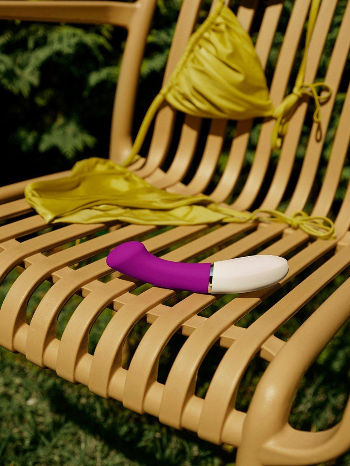 Product image 8 of 8, which shows LELO GIGI 3 Sex Toy, Blue