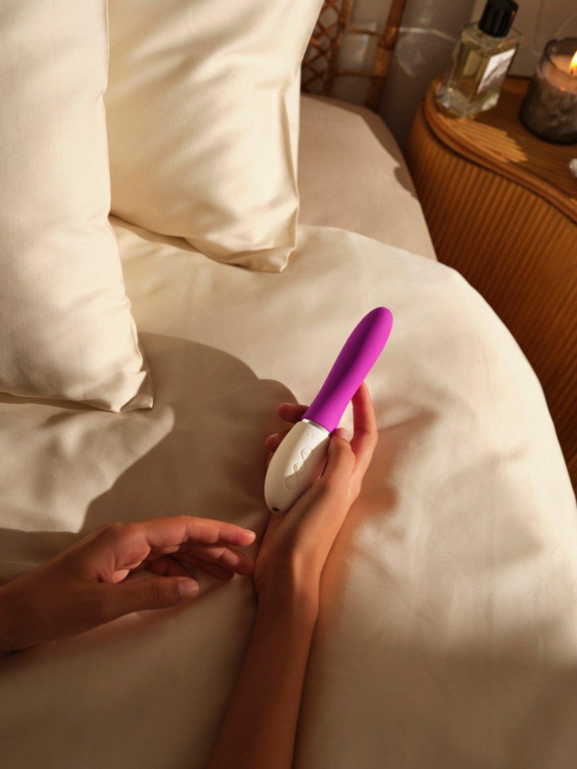 Product image 8 of 8, which shows LELO LIV 3 Sex Toy, Plum