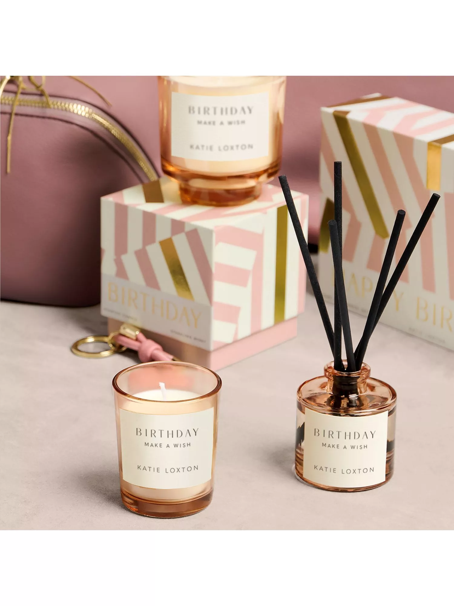 A mini Birthday wish candle and diffuser set