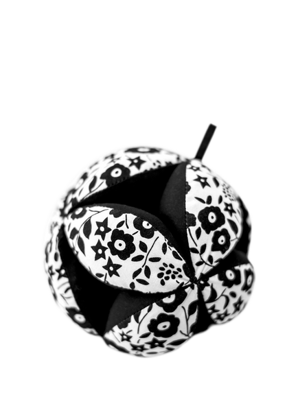 Etta Loves Liberty Fairford Shadow Fabric Grasp Ball, Multi