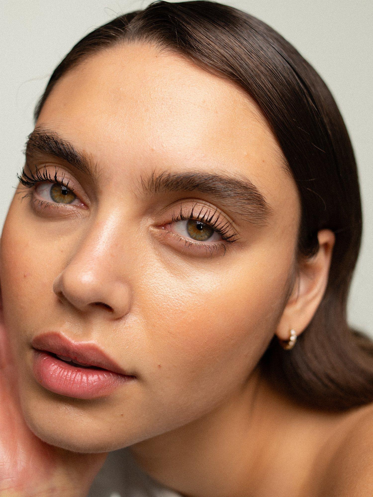 Product image 5 of 5, which shows UKLASH Lash Separator