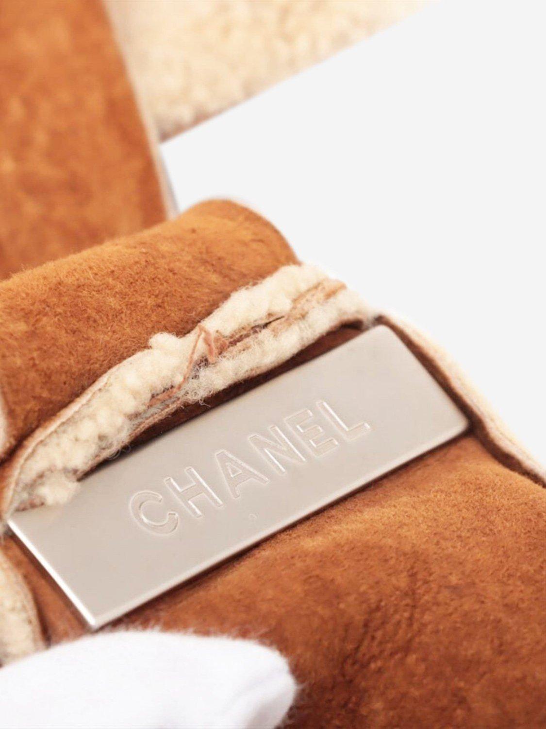 Product image 5 of 10, which shows Pre-loved CHANEL Vintage 2000 Coco Mark Mouton Shearling Shoulder Bag, Brown