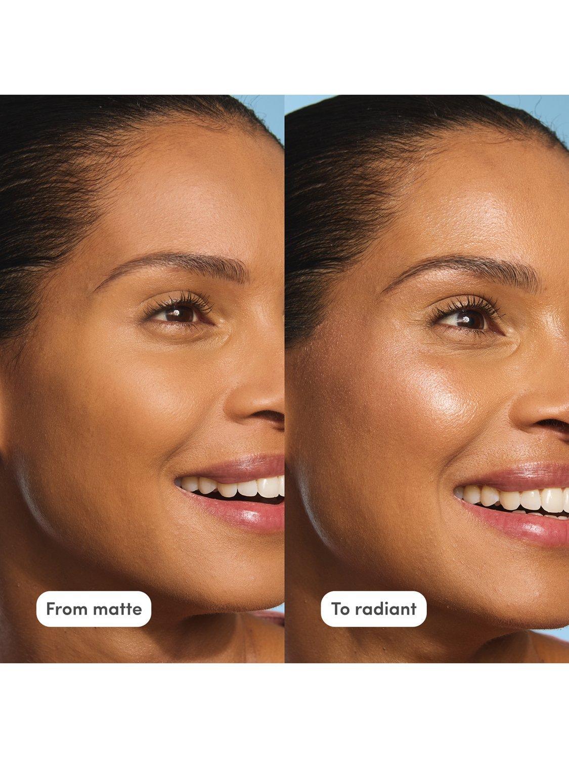 Product image 2 of 8, which shows Trinny London Miracle Halo Complexion Illuminator, Sunlight
