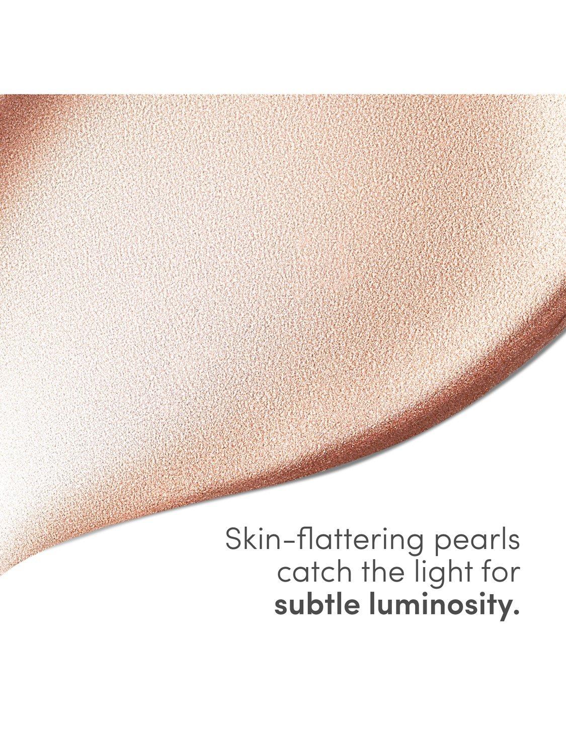 Product image 7 of 8, which shows Trinny London Miracle Halo Complexion Illuminator, Sunlight