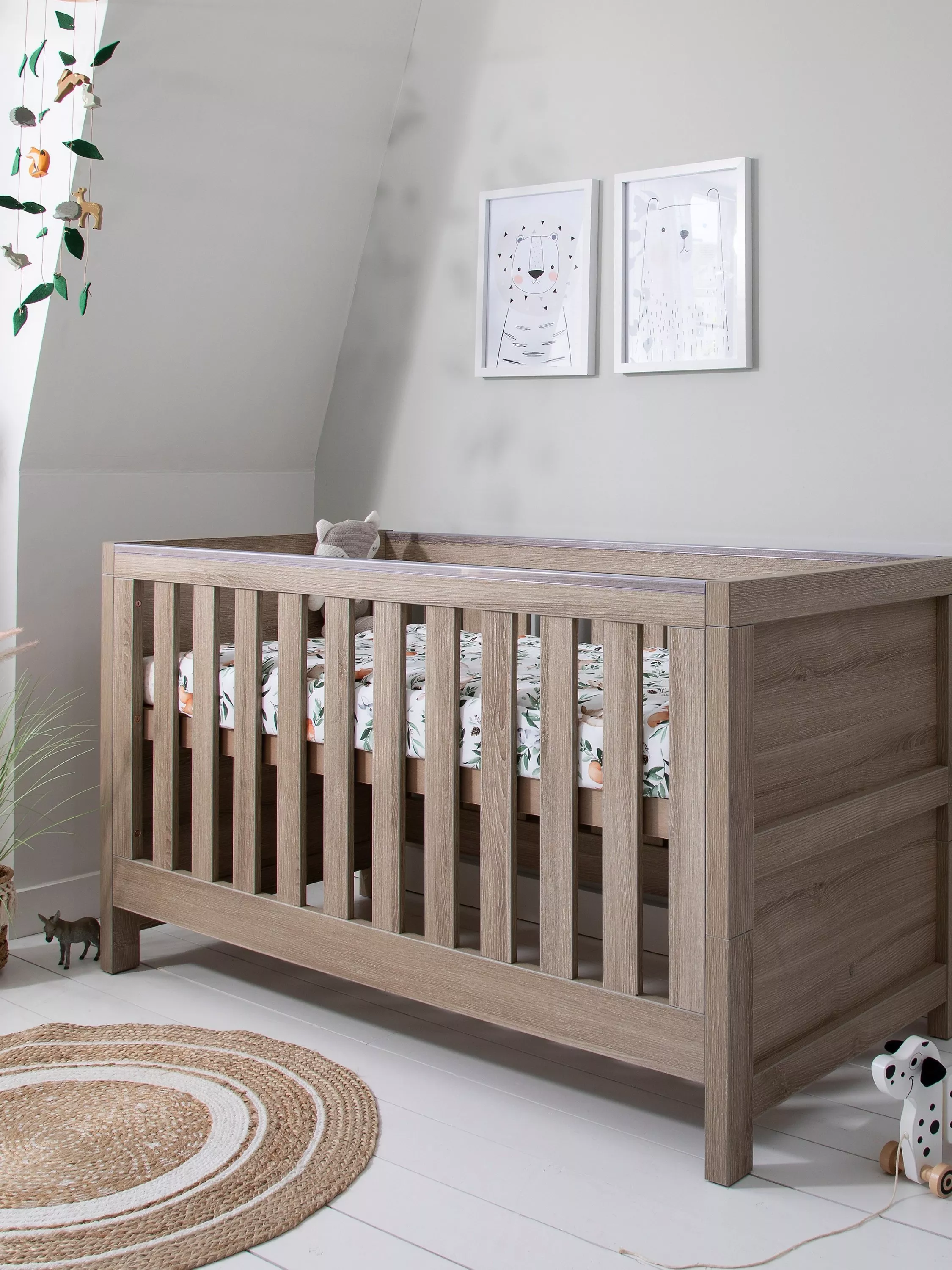 White wooden cot