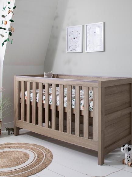 Tutti Bambini Modena 3-in-1 Cotbed and Pocket Sprung Mattress - view 2, Oak