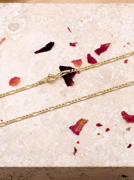 IBB 9ct Yellow Gold Figaro Chain - view 2, Gold