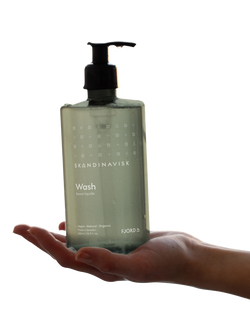 SKANDINAVISK Fjord Hand Wash, 500ml - view 2, Fjord Green