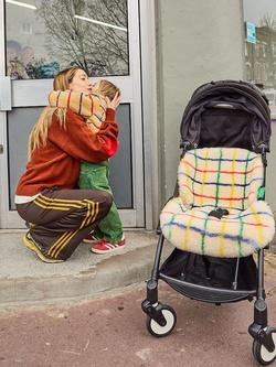 BINIBAMBA Bobo Choses Pop Check Sheepskin Pram/Basket Liner, Milk - view 2, Milk