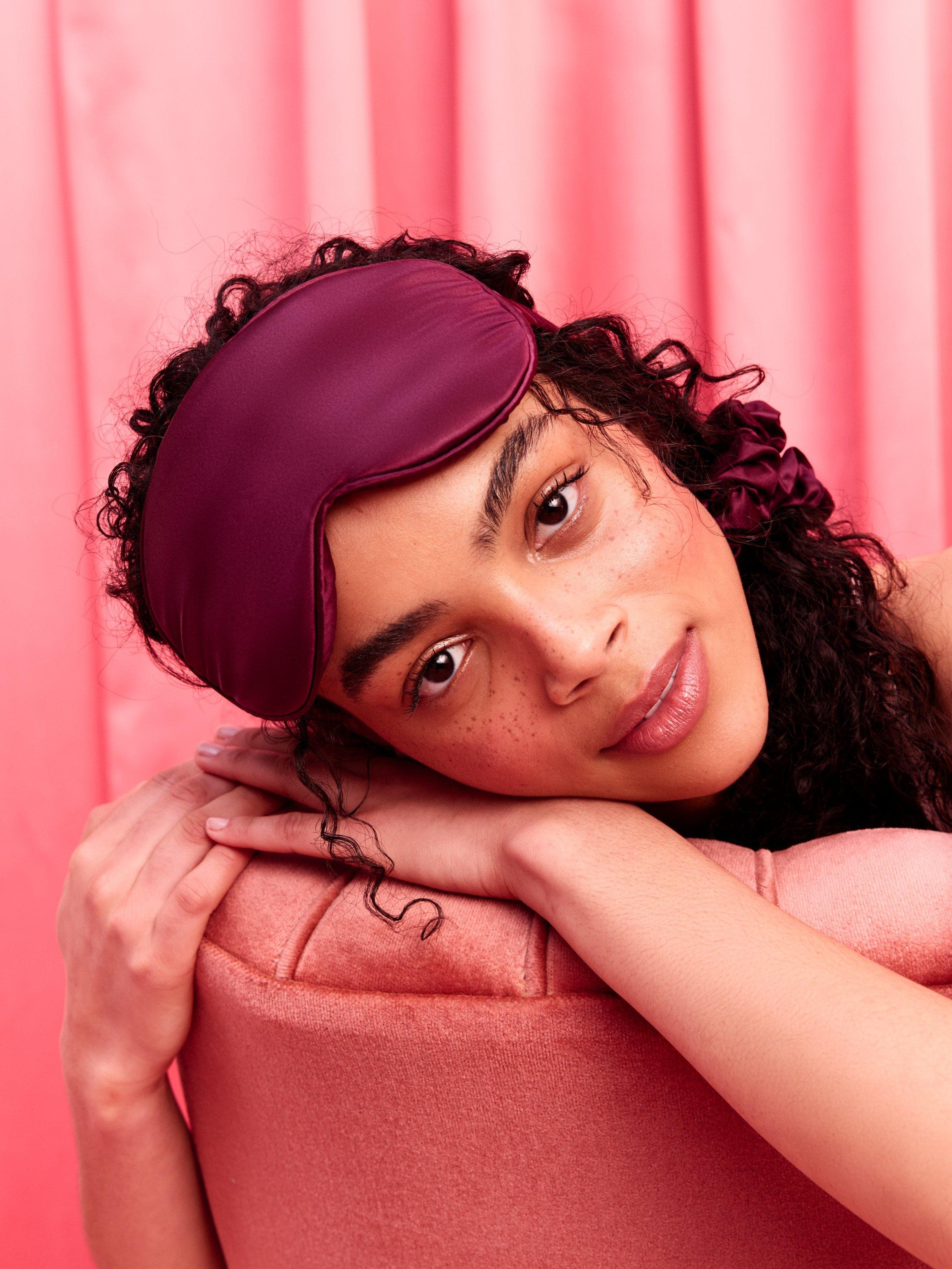 Slip® Lovely Lashes Limited Edition Contour Sleep Mask, Crimson