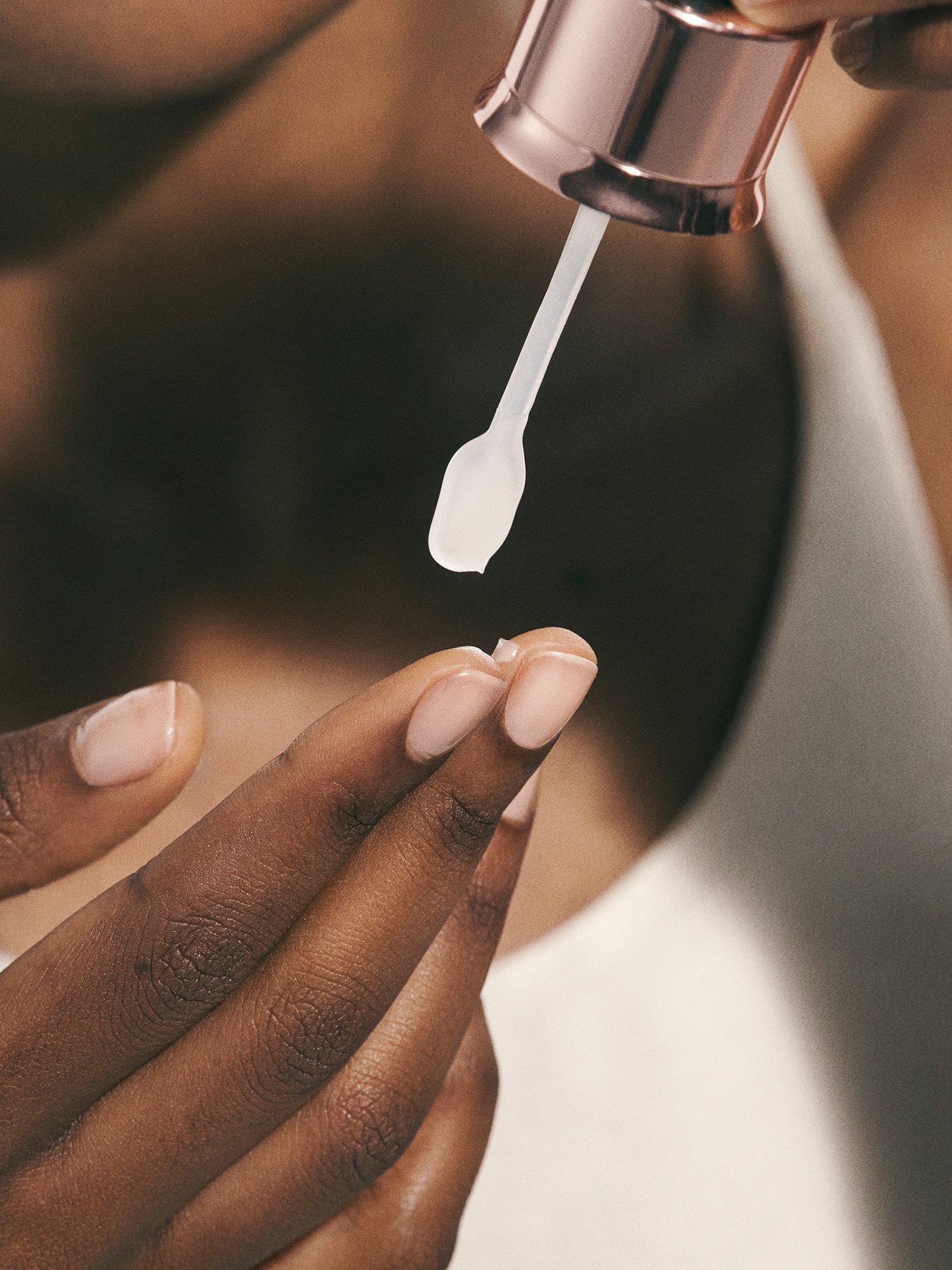 Product image 3 of 4, which shows La Mer The Concentrate Barrier Serum, 100ml