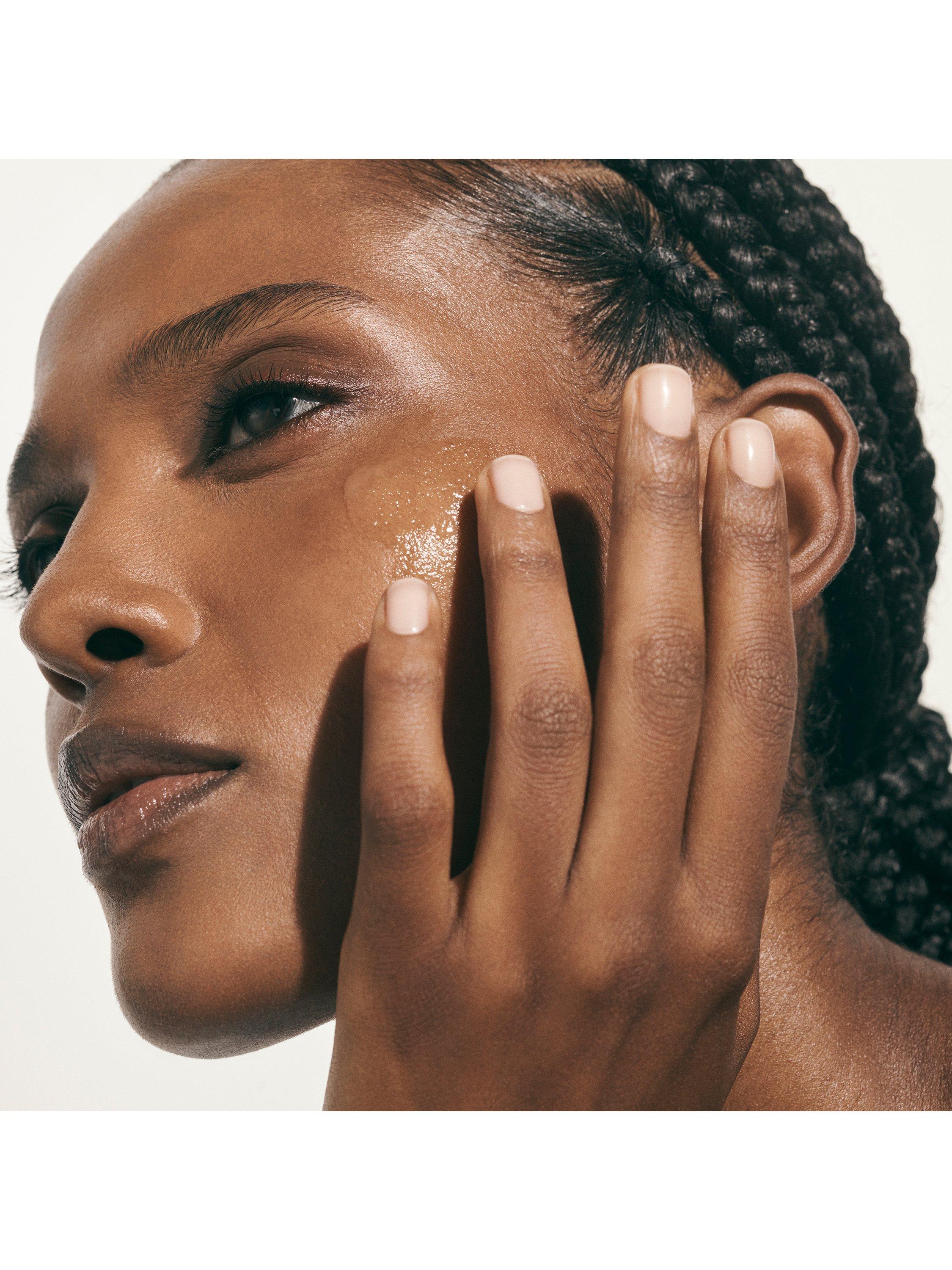 Product image 4 of 4, which shows La Mer The Concentrate Barrier Serum, 100ml