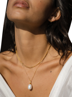 Ottoman Hands Ava Pearl Pendant Necklace, Gold - view 2, Gold