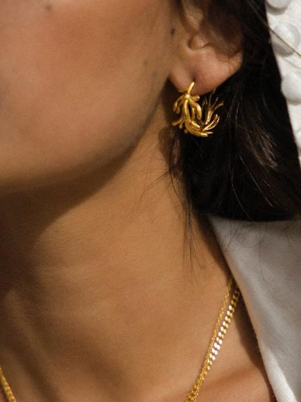 Ottoman Hands Zephyr Coral Hoop Earrings, Gold - view 2, Gold