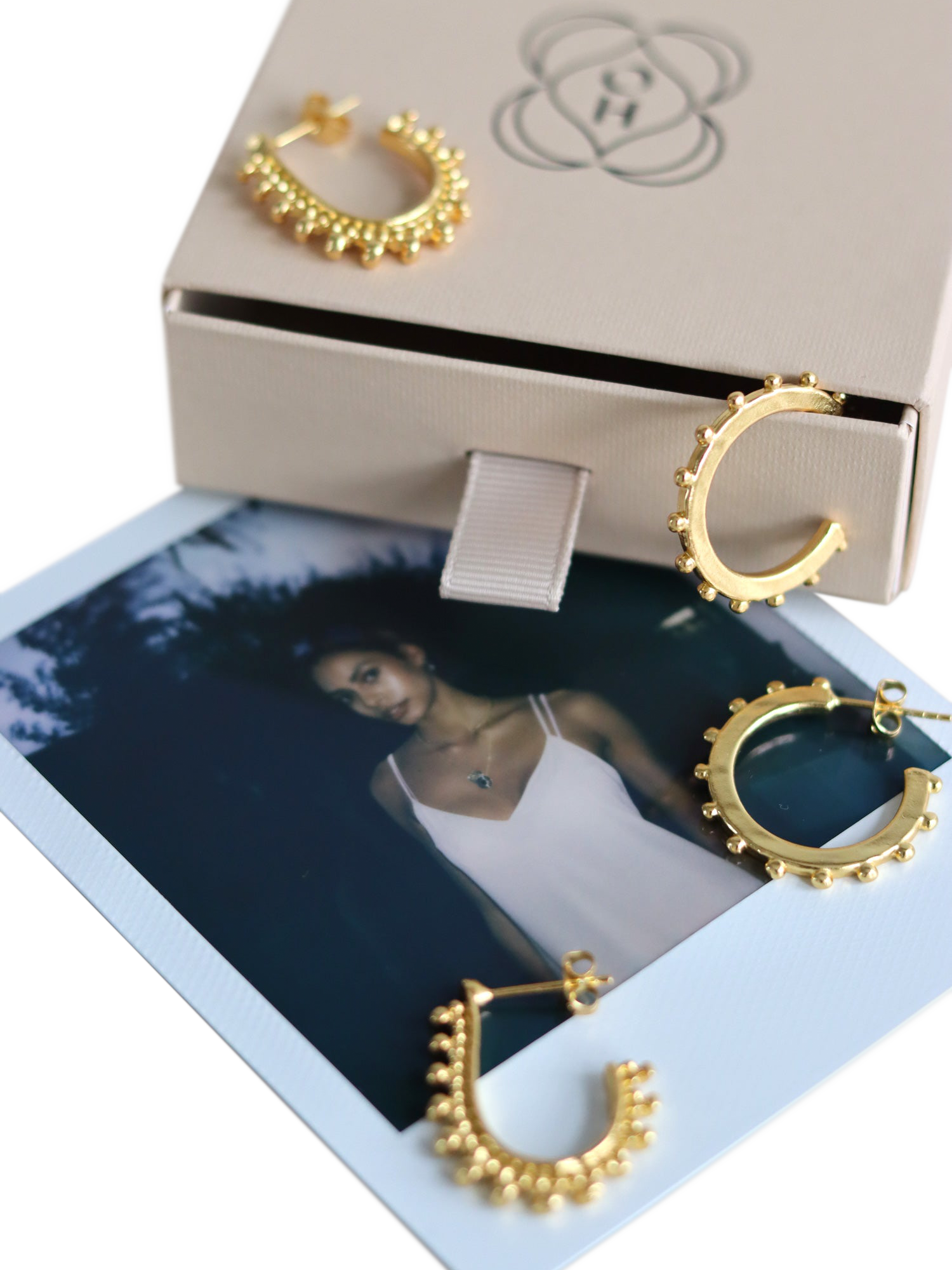 Product image 4 of 6, which shows Ottoman Hands Raisa Hoop Earrings, Gold