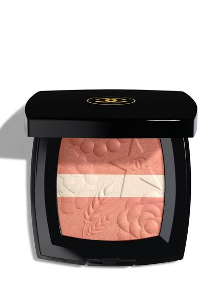 CHANEL Les Signes De Chanel Illuminating Powder Blush Holiday Limited Edition, Pêche Lumière