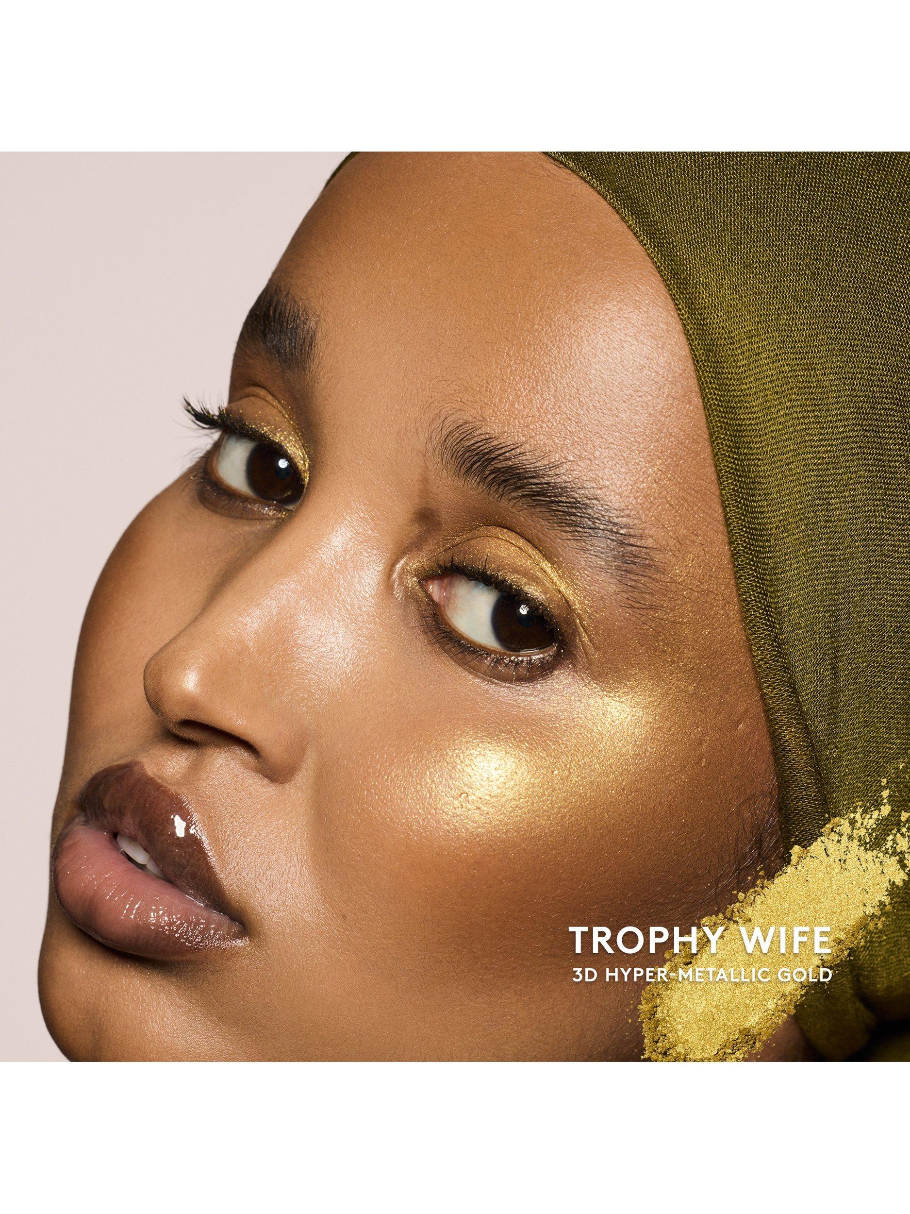 Product image 2 of 8, which shows Fenty Beauty Killawatt Freestyle Highlighter, Trophy Wife