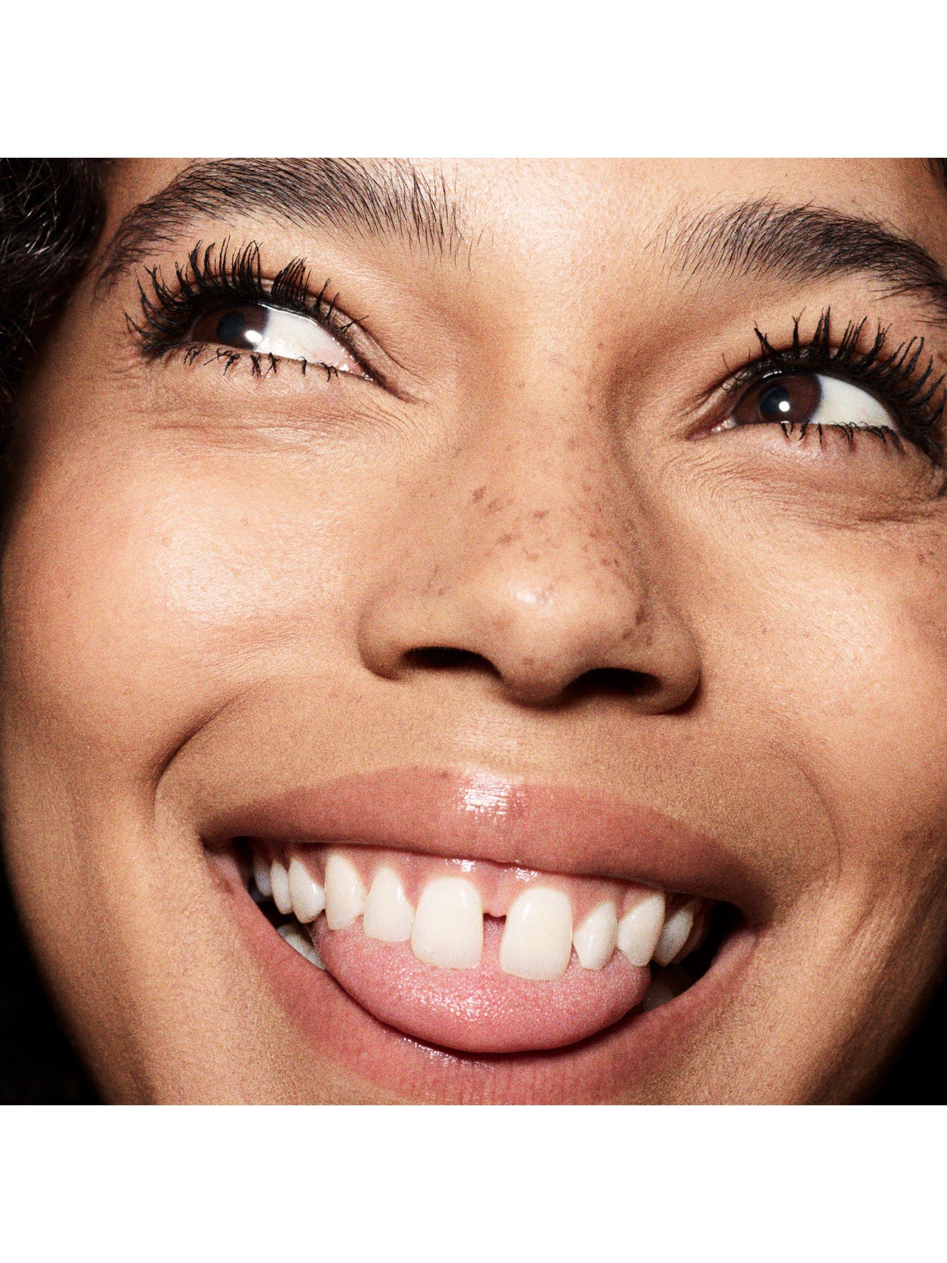 Product image 6 of 6, which shows Fenty Beauty Hella Thicc Volumising Mascara, Cuz I'm Black