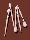 Fenty Beauty Precision Highlighter Brush 135